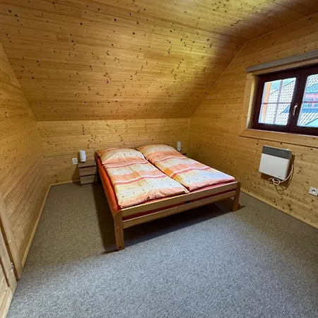 Nella Ii. Vakantiehuis Velké Karlovice